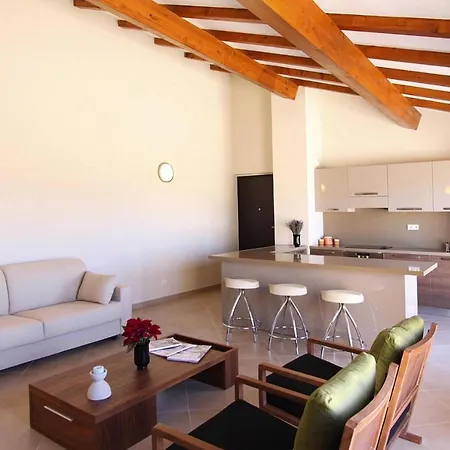 In Corsica Near Palombaggia Lägenhet *