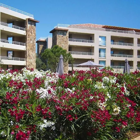 Apartment Salina Bay, Vecchio, Garden Side *